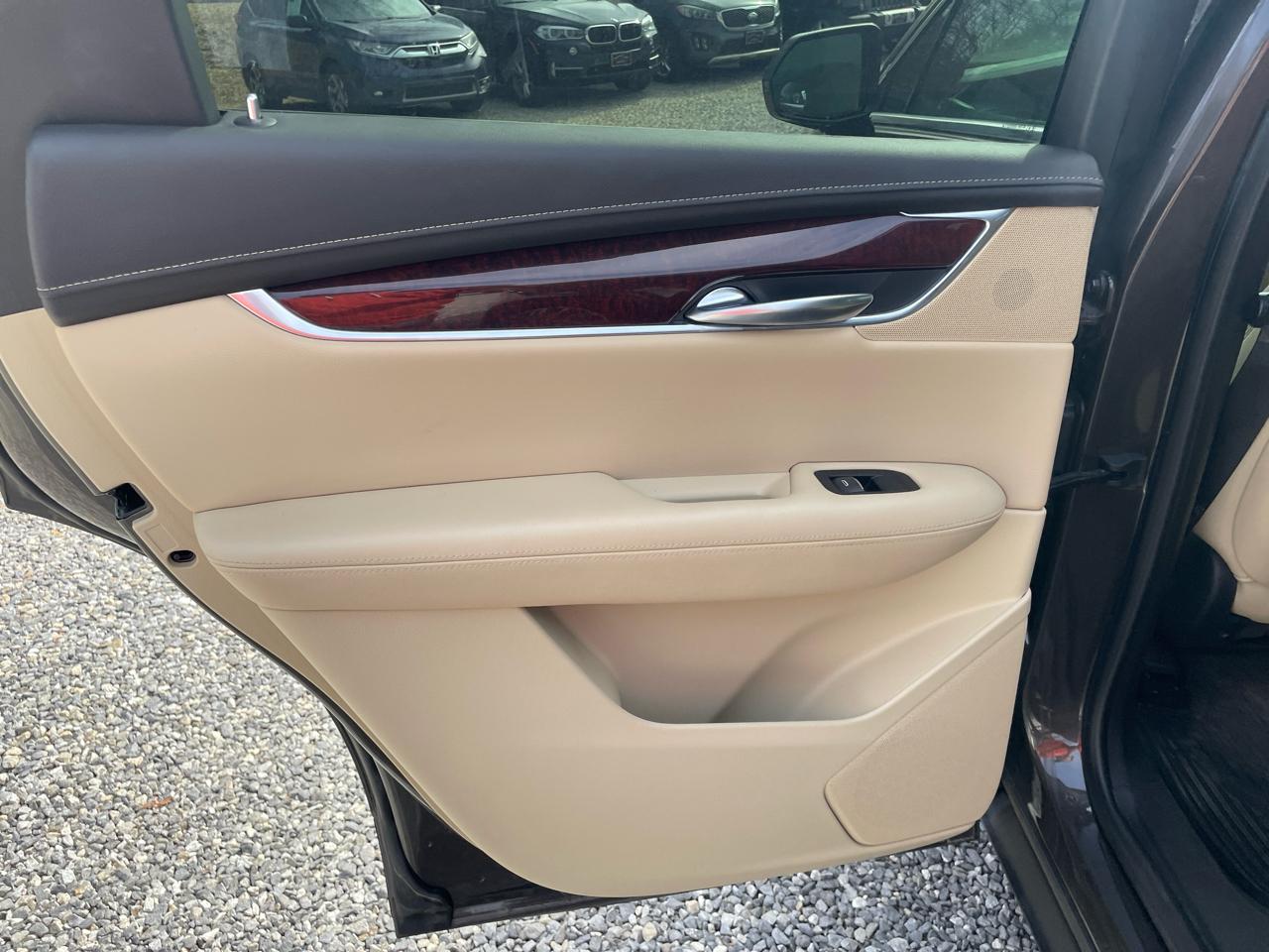 Cadillac XT5 FWD 4dr Luxury 2019