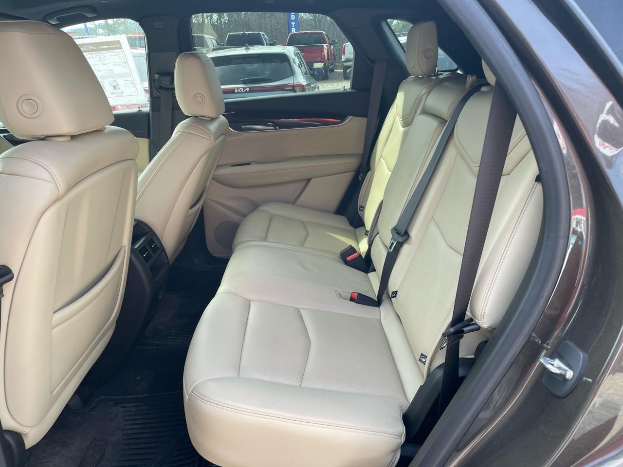 Cadillac XT5 FWD 4dr Luxury 2019