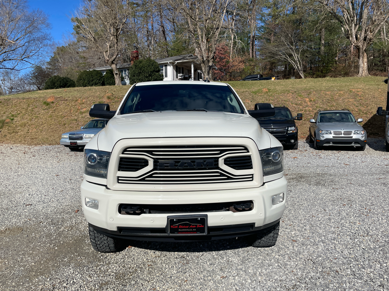 RAM 2500 Laramie 4x4 Mega Cab 6'4" Box 2018