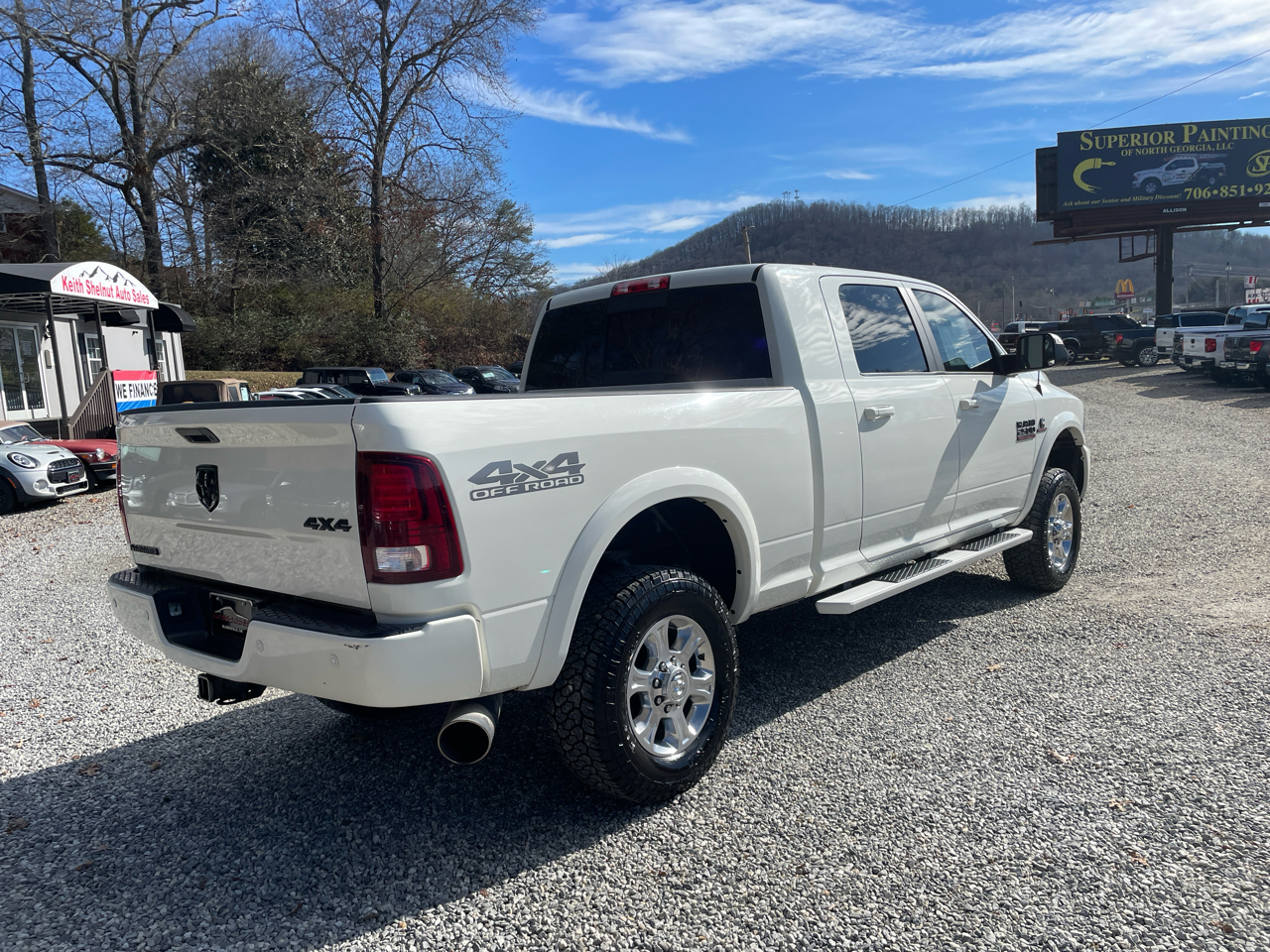 RAM 2500 Laramie 4x4 Mega Cab 6'4" Box 2018