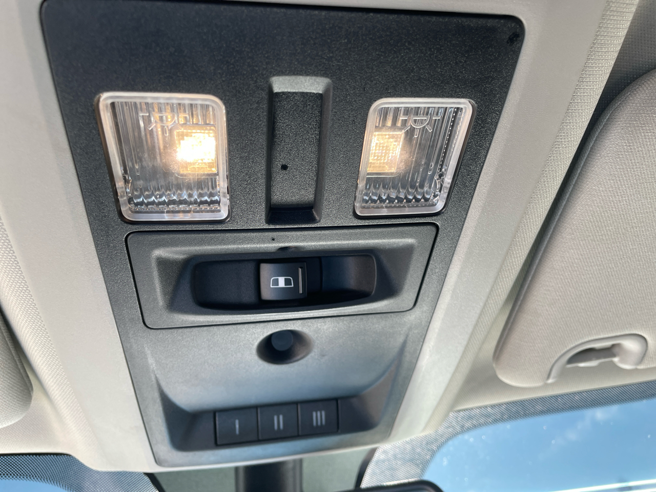 RAM 2500 Laramie 4x4 Mega Cab 6'4" Box 2018