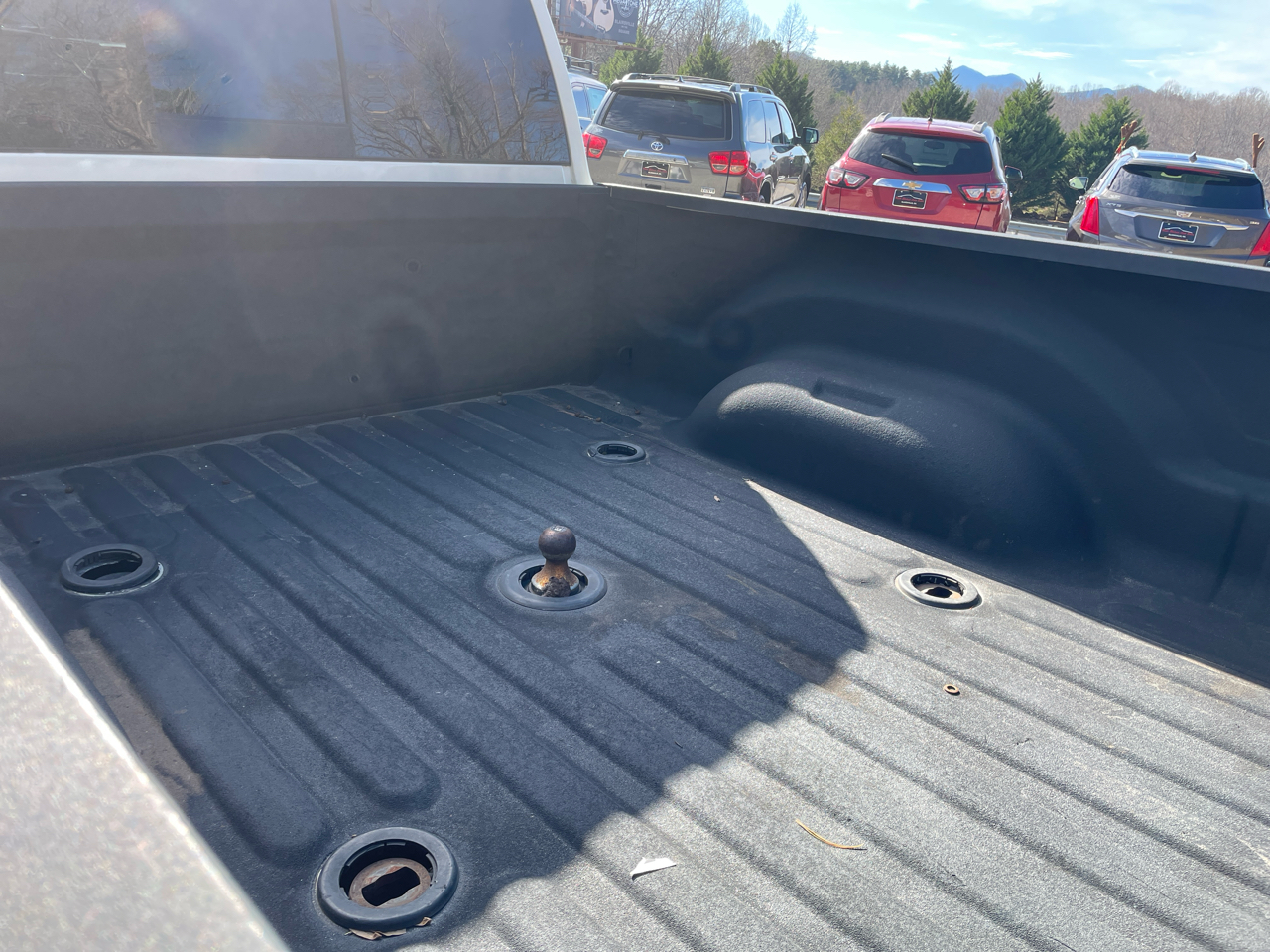 RAM 2500 Laramie 4x4 Mega Cab 6'4" Box 2018