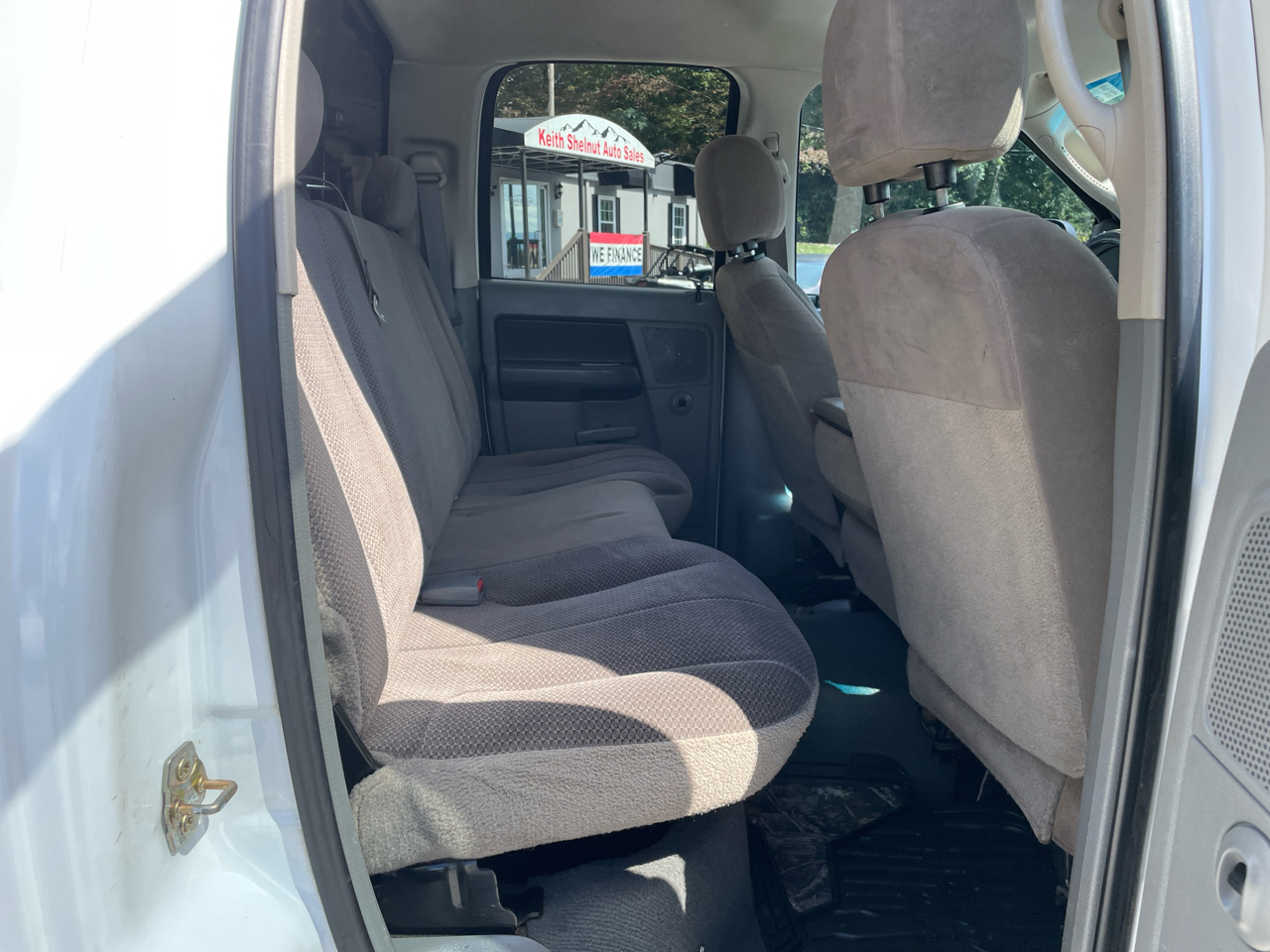 Dodge Ram 2500 4WD Quad Cab 140.5" SLT 2007 Dodge Ram 2500 4WD Quad Cab 140.5" SLT 2007