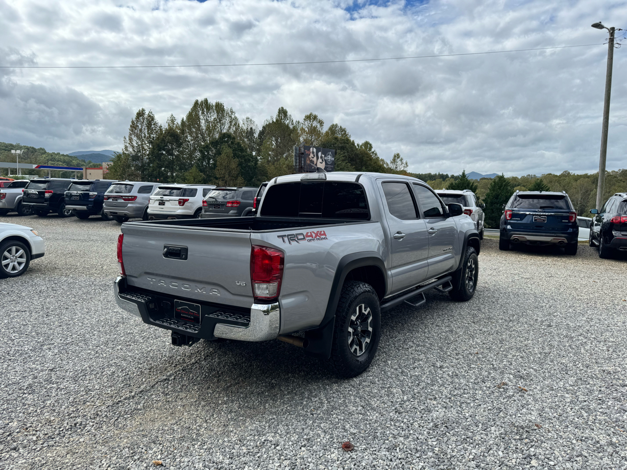 Toyota Tacoma 4WD Double Cab V6 AT TRD Off Road (Natl) 2017 Toyota Tacoma 4WD Double Cab V6 AT TRD Off Road (Natl) 2017