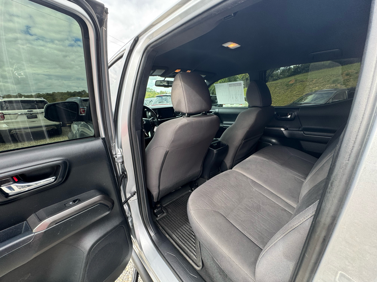 Toyota Tacoma 4WD Double Cab V6 AT TRD Off Road (Natl) 2017 Toyota Tacoma 4WD Double Cab V6 AT TRD Off Road (Natl) 2017
