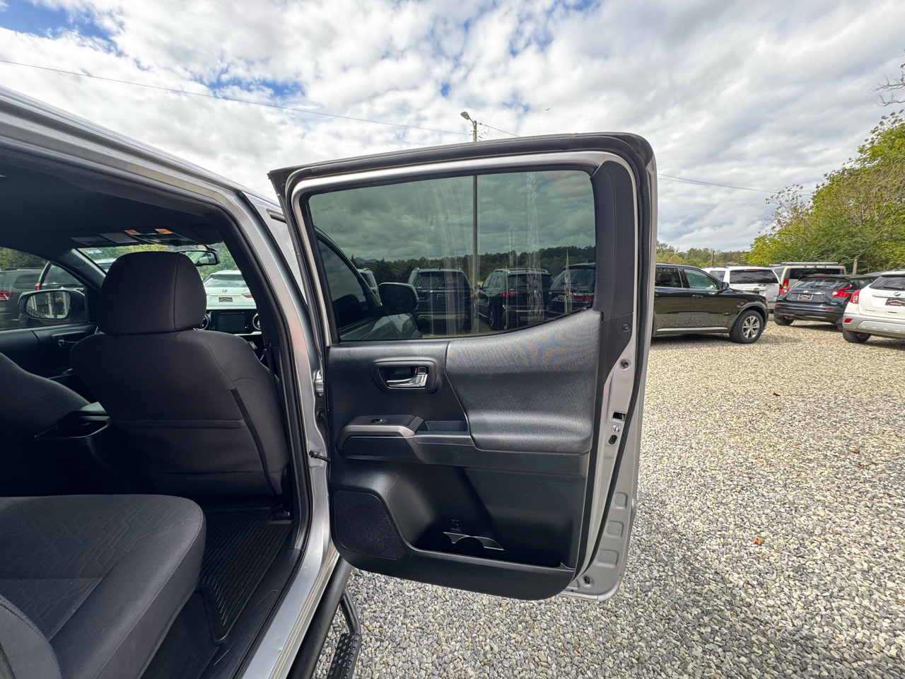 Toyota Tacoma 4WD Double Cab V6 AT TRD Off Road (Natl) 2017 Toyota Tacoma 4WD Double Cab V6 AT TRD Off Road (Natl) 2017