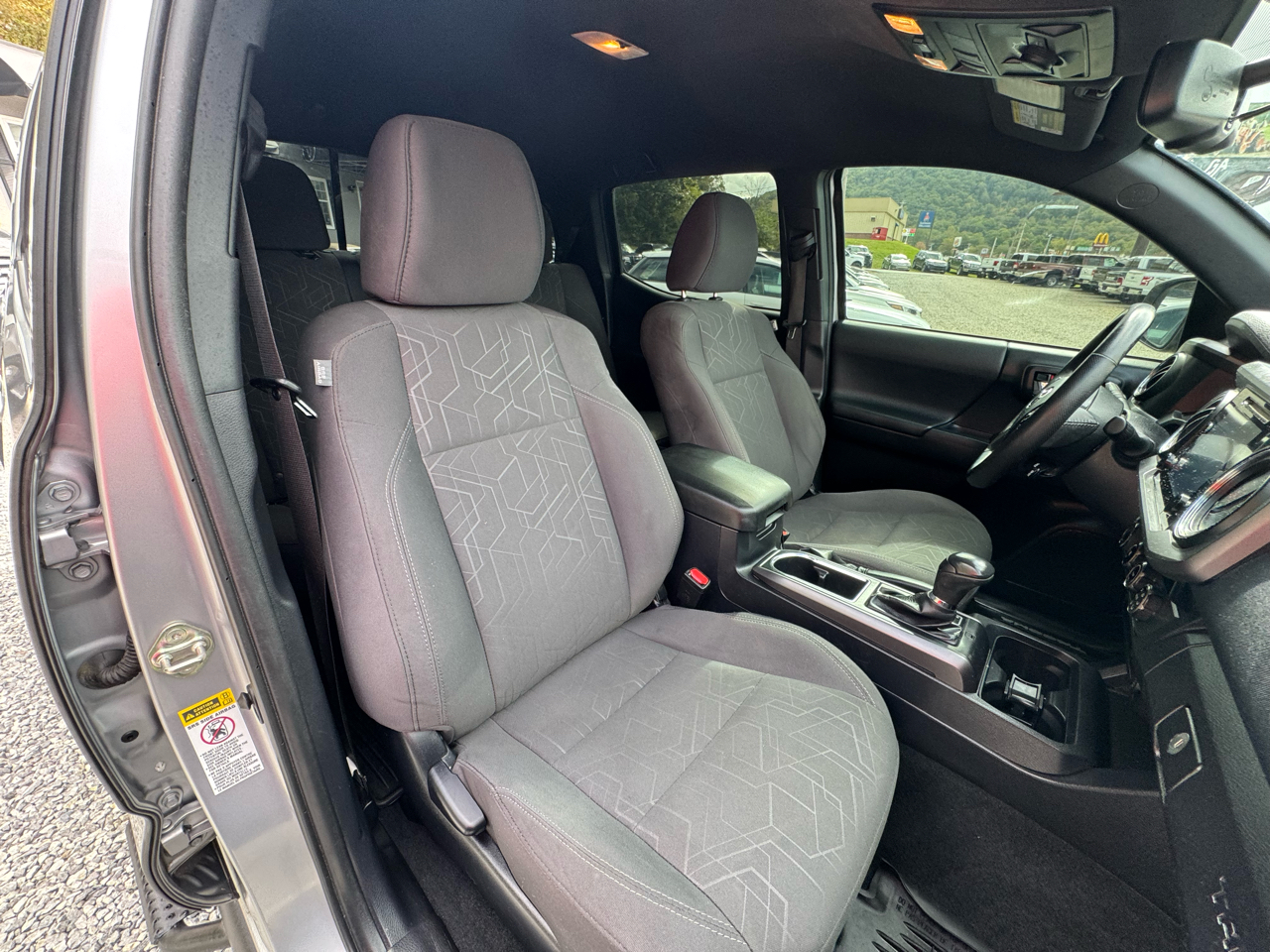 Toyota Tacoma 4WD Double Cab V6 AT TRD Off Road (Natl) 2017 Toyota Tacoma 4WD Double Cab V6 AT TRD Off Road (Natl) 2017