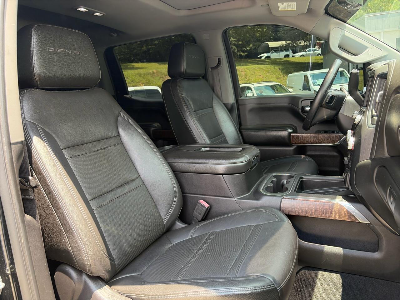 GMC Sierra 1500 4WD Crew Cab 147" Denali 2019