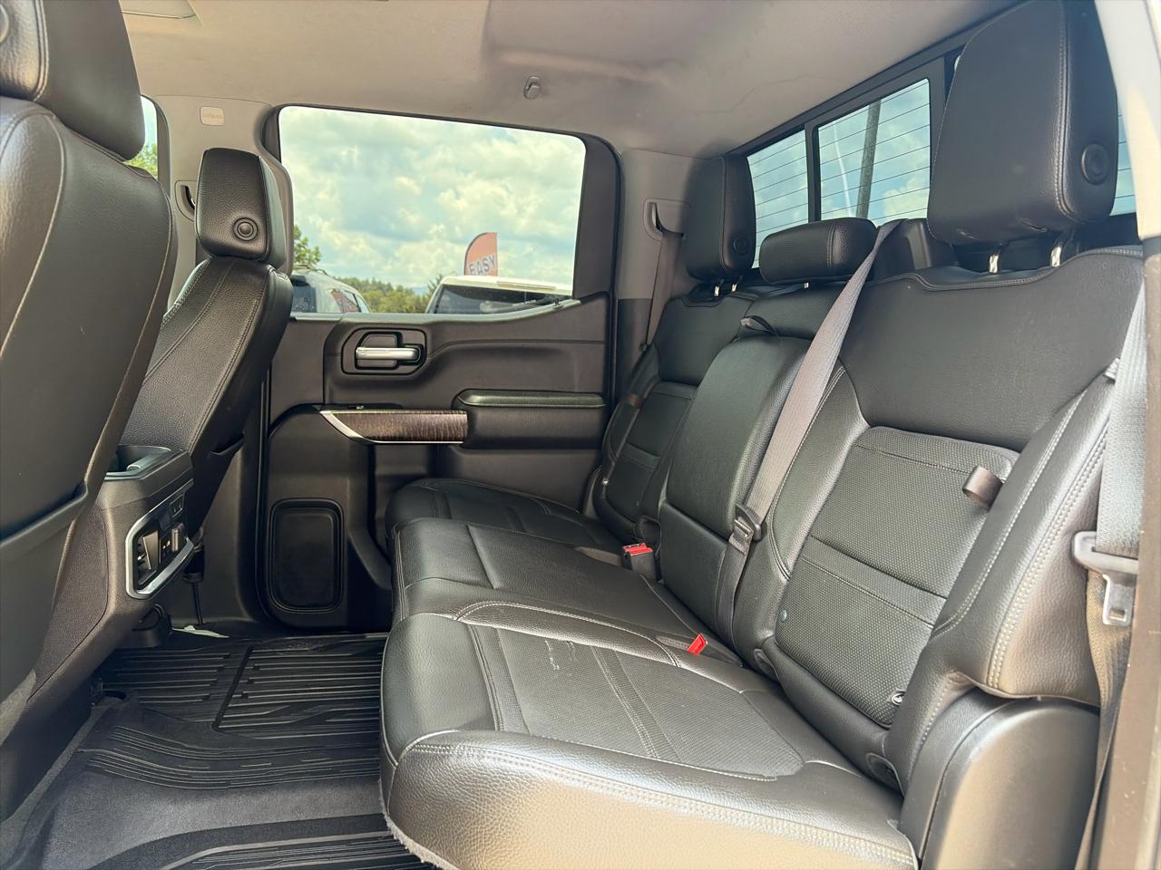 GMC Sierra 1500 4WD Crew Cab 147" Denali 2019