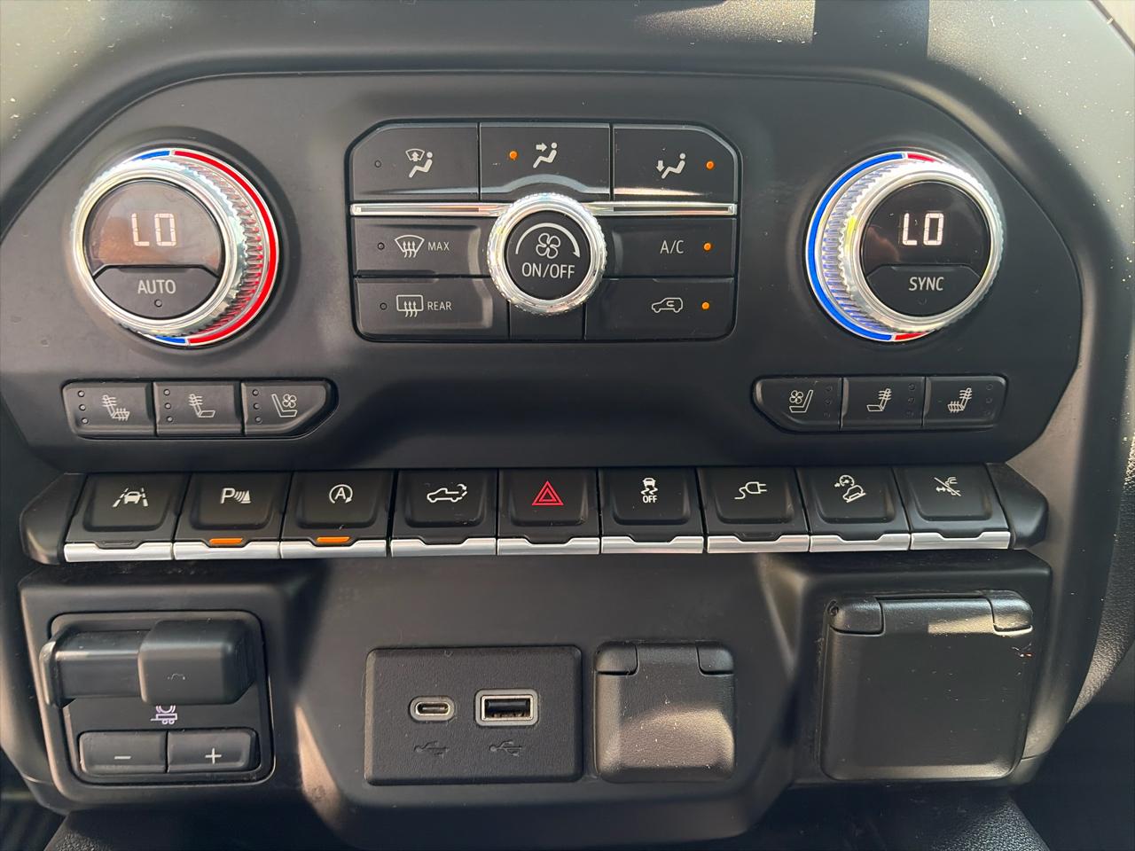 GMC Sierra 1500 4WD Crew Cab 147" Denali 2019