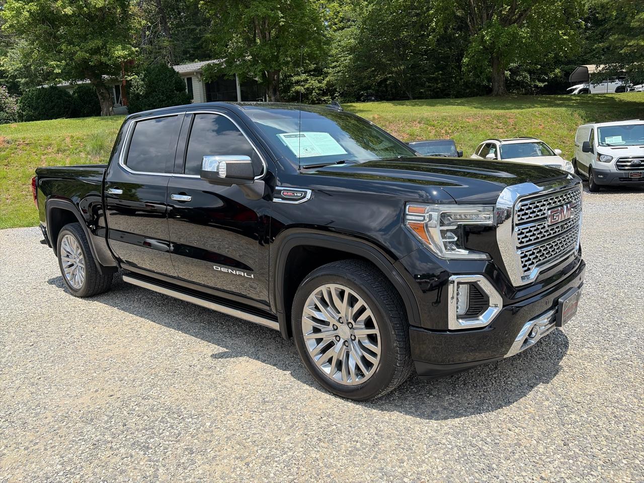 GMC Sierra 1500 4WD Crew Cab 147" Denali 2019
