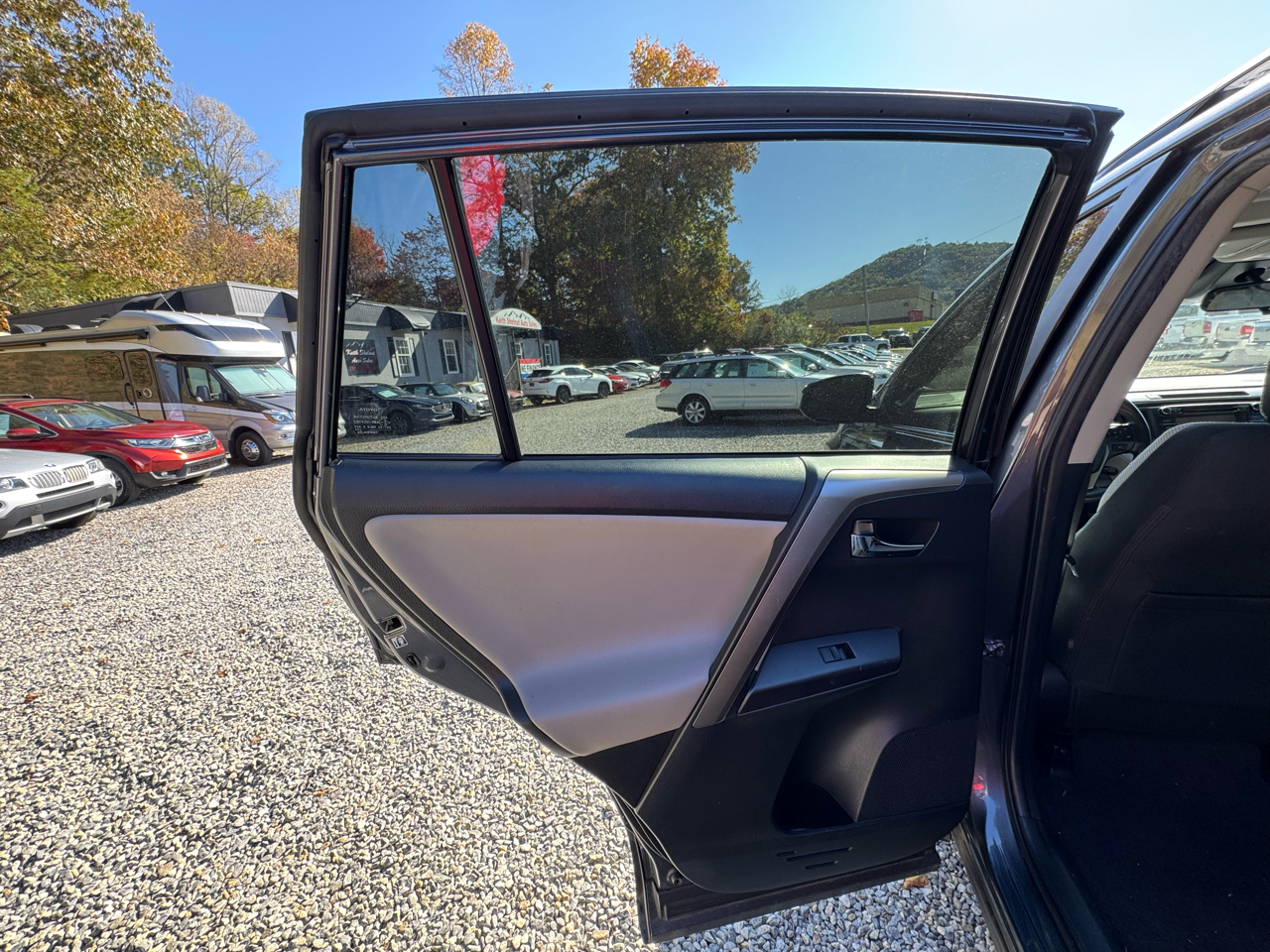 Toyota RAV4 Adventure FWD (Natl) 2018 Toyota RAV4 Adventure FWD (Natl) 2018