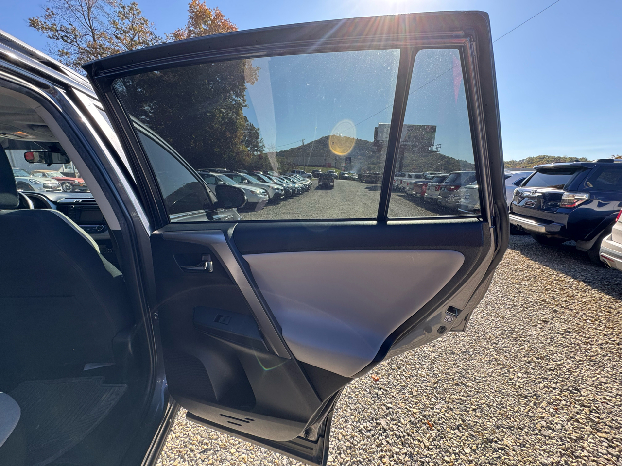 Toyota RAV4 Adventure FWD (Natl) 2018 Toyota RAV4 Adventure FWD (Natl) 2018