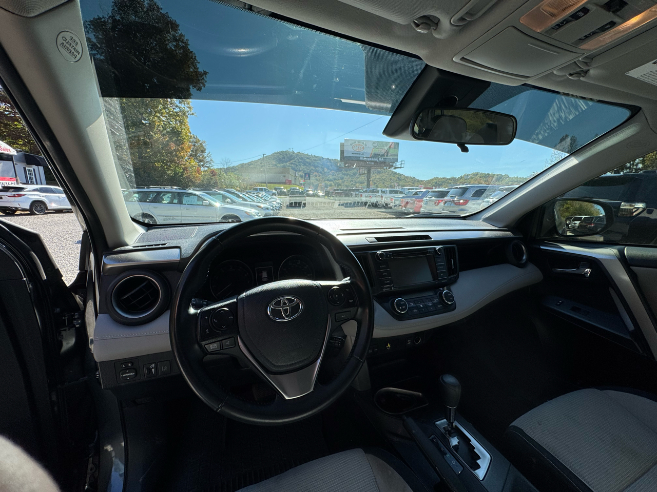 Toyota RAV4 Adventure FWD (Natl) 2018 Toyota RAV4 Adventure FWD (Natl) 2018