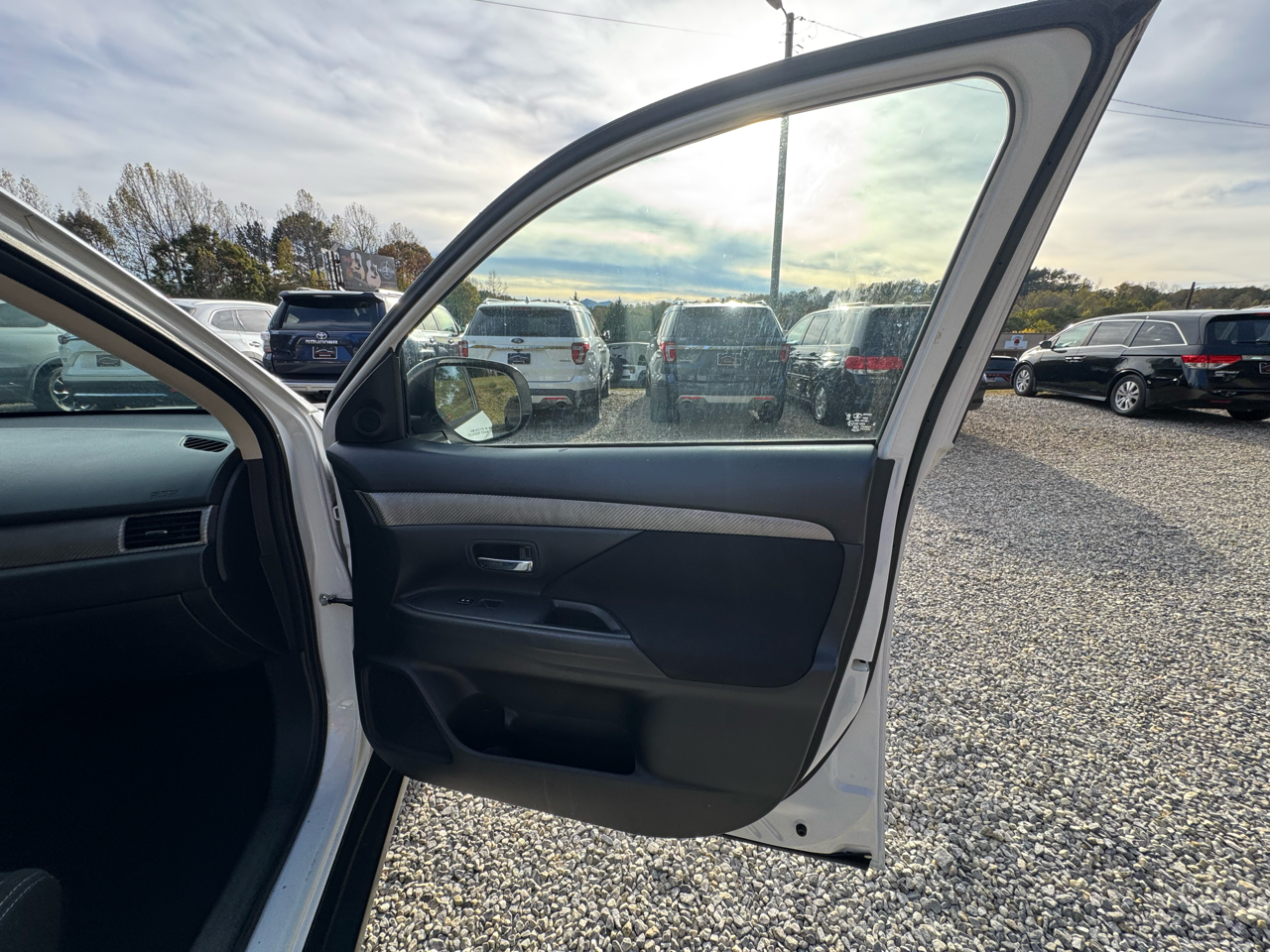 Mitsubishi Outlander AWC 4dr SEL 2016 Mitsubishi Outlander AWC 4dr SEL 2016