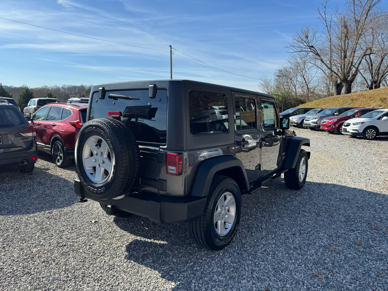 Jeep Wrangler Unlimited 4WD 4dr Sport 2016