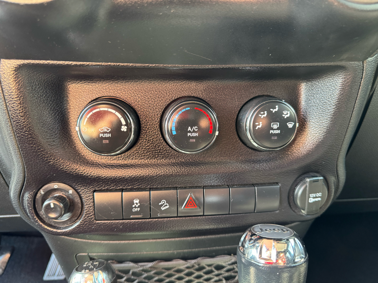 Jeep Wrangler Unlimited 4WD 4dr Sport 2016