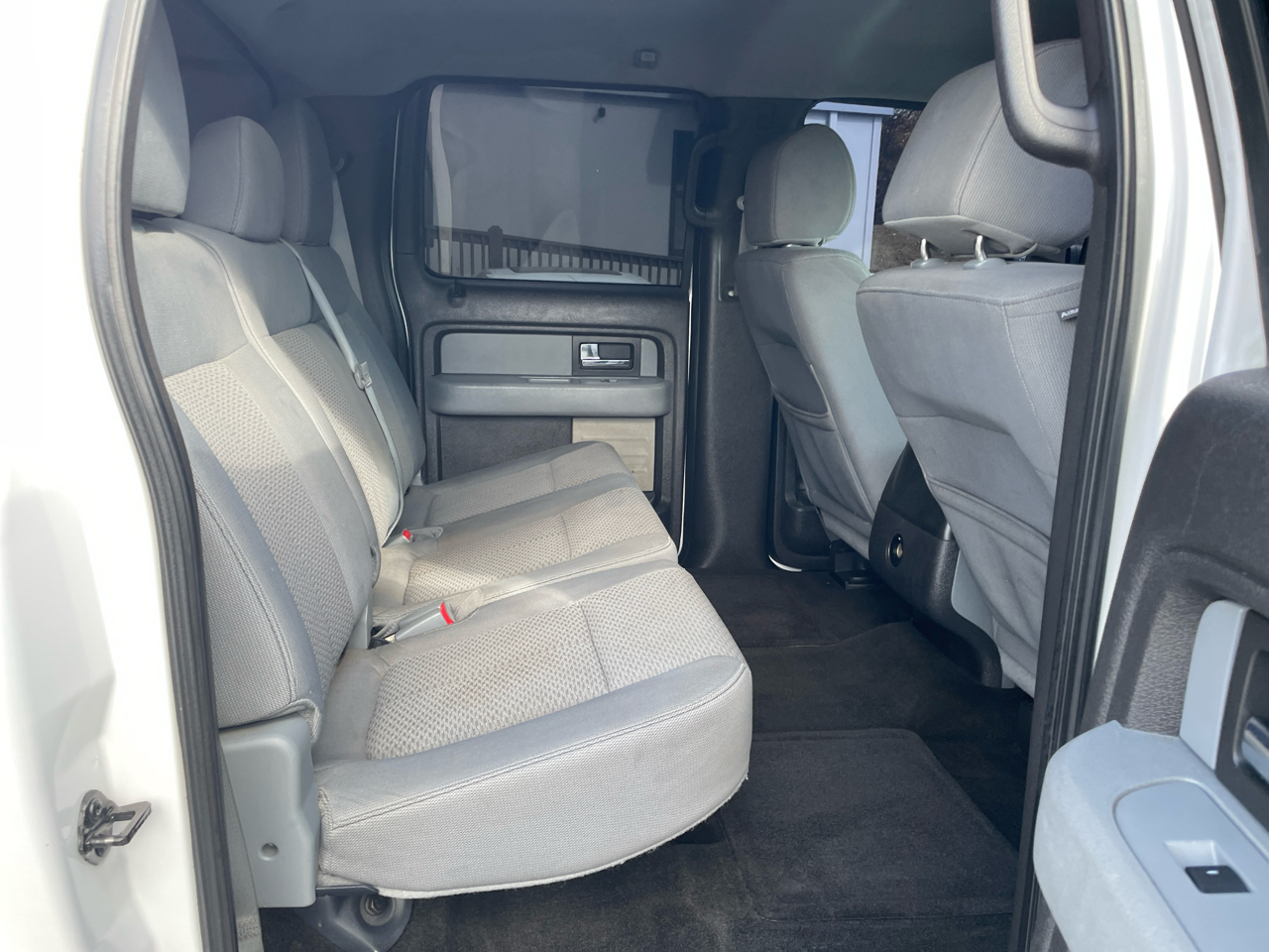 Ford F-150 4WD SuperCrew 145" XLT 2012