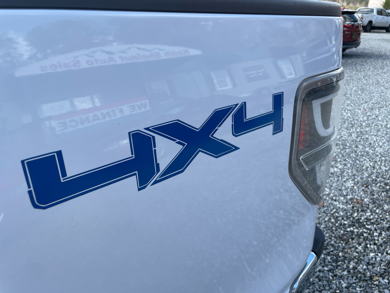 Ford F-150 4WD SuperCrew 145" XLT 2012