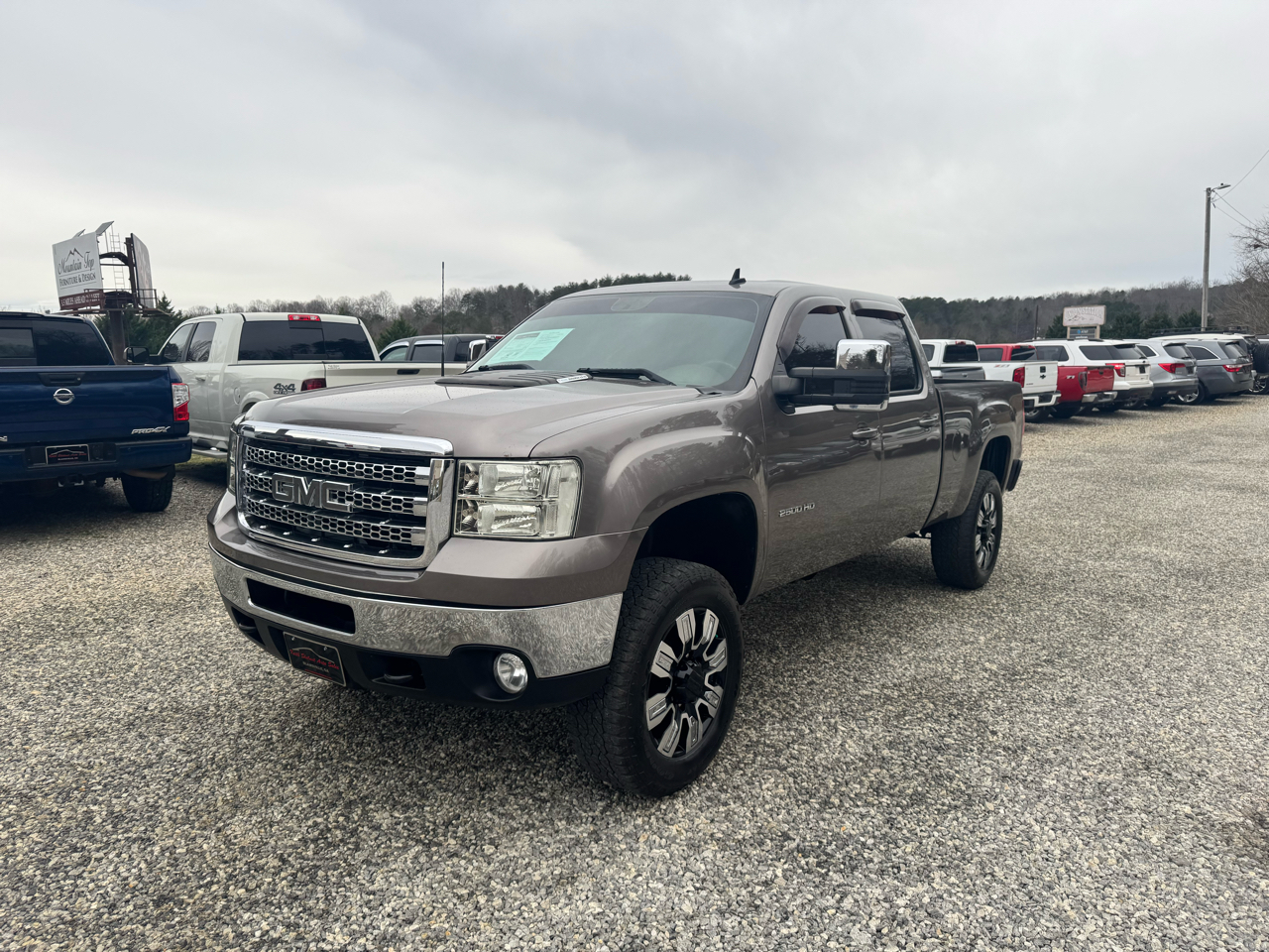 GMC Sierra 2500HD 4WD Crew Cab 153.7" SLT 2012