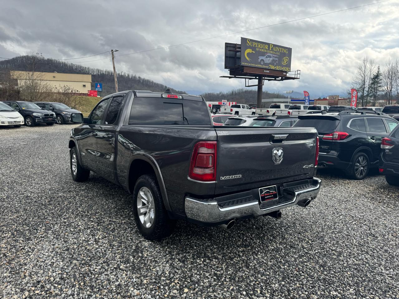 RAM 1500 Laramie 4x4 Quad Cab 6'4" Box 2020