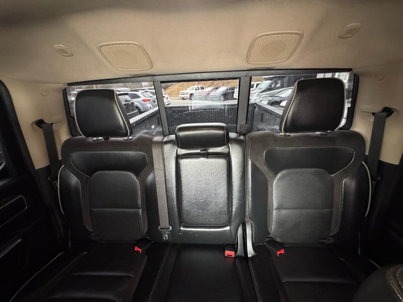 RAM 1500 Laramie 4x4 Quad Cab 6'4" Box 2020