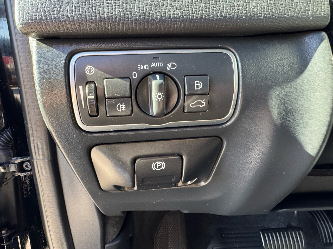 Volvo XC60 FWD 4dr T5 Drive-E Platinum 2016