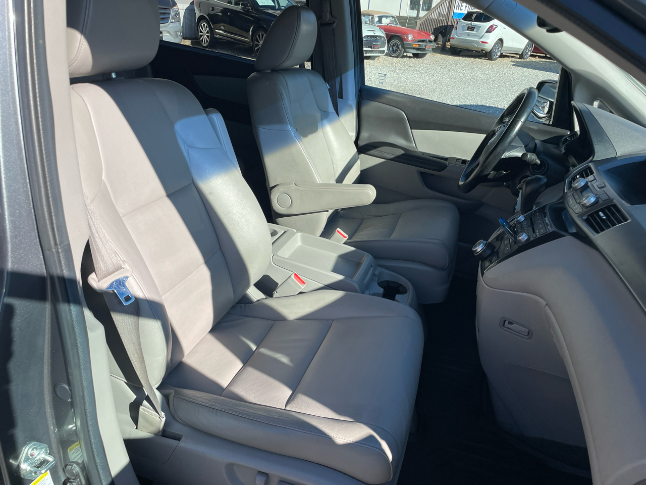 Honda Odyssey 5dr Touring 2011