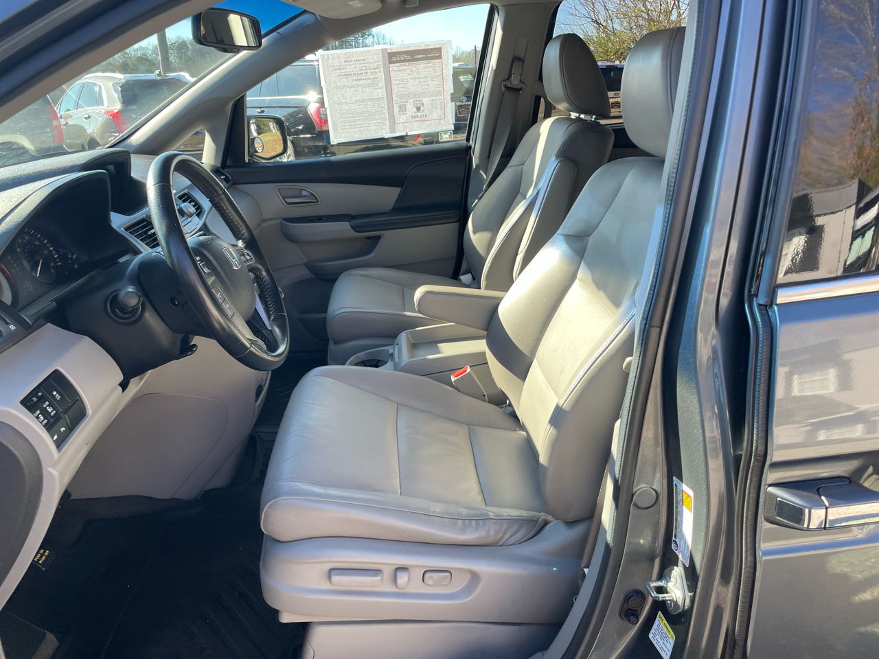 Honda Odyssey 5dr Touring 2011