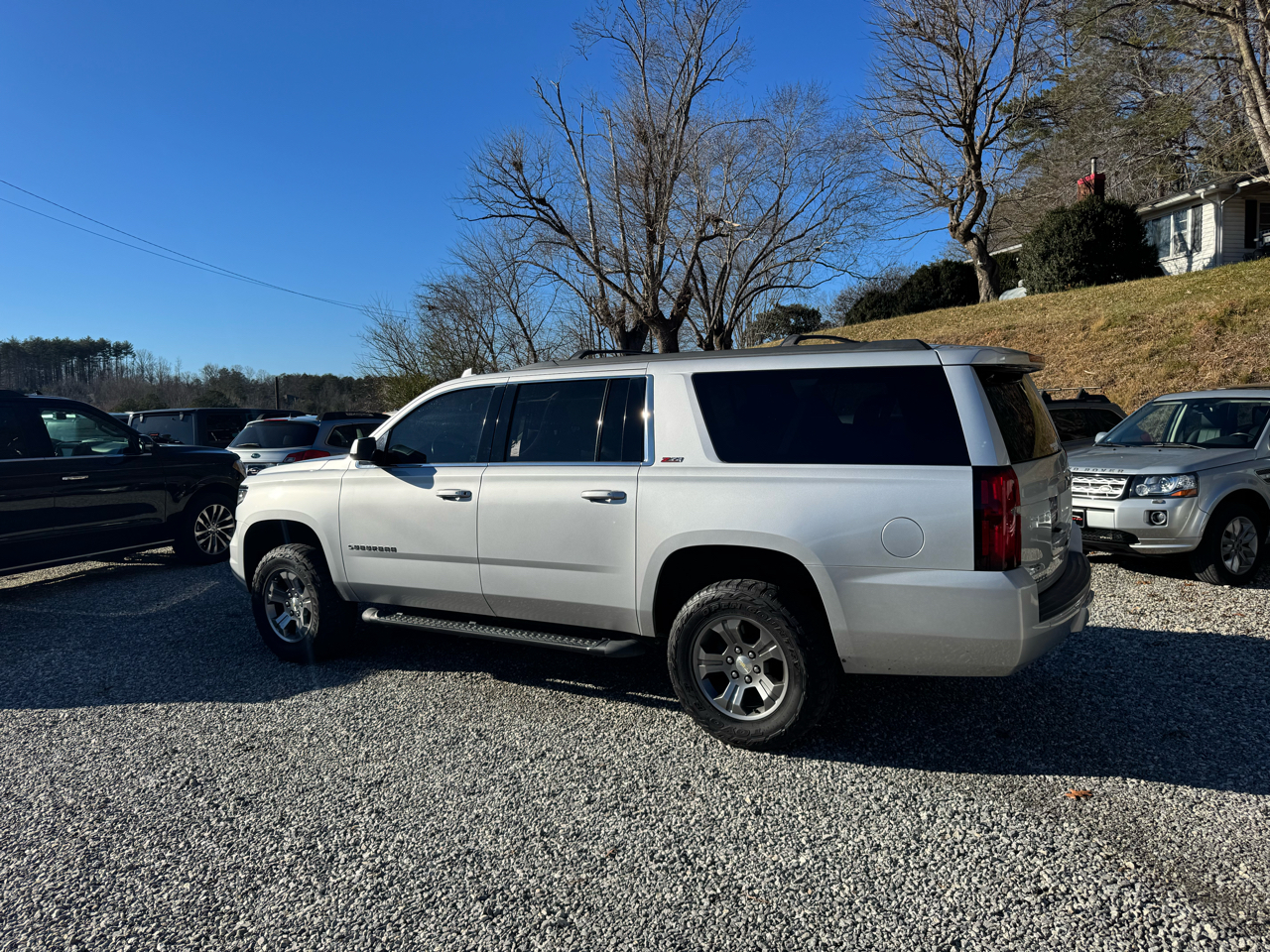Chevrolet Suburban 4WD 4dr 1500 LT 2019