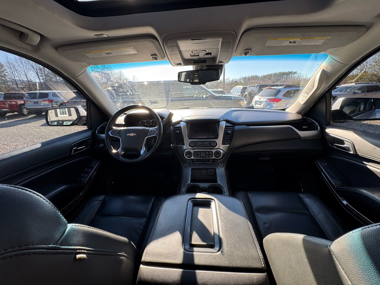 Chevrolet Suburban 4WD 4dr 1500 LT 2019