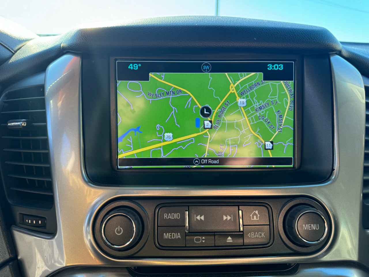 Chevrolet Suburban 4WD 4dr 1500 LT 2019