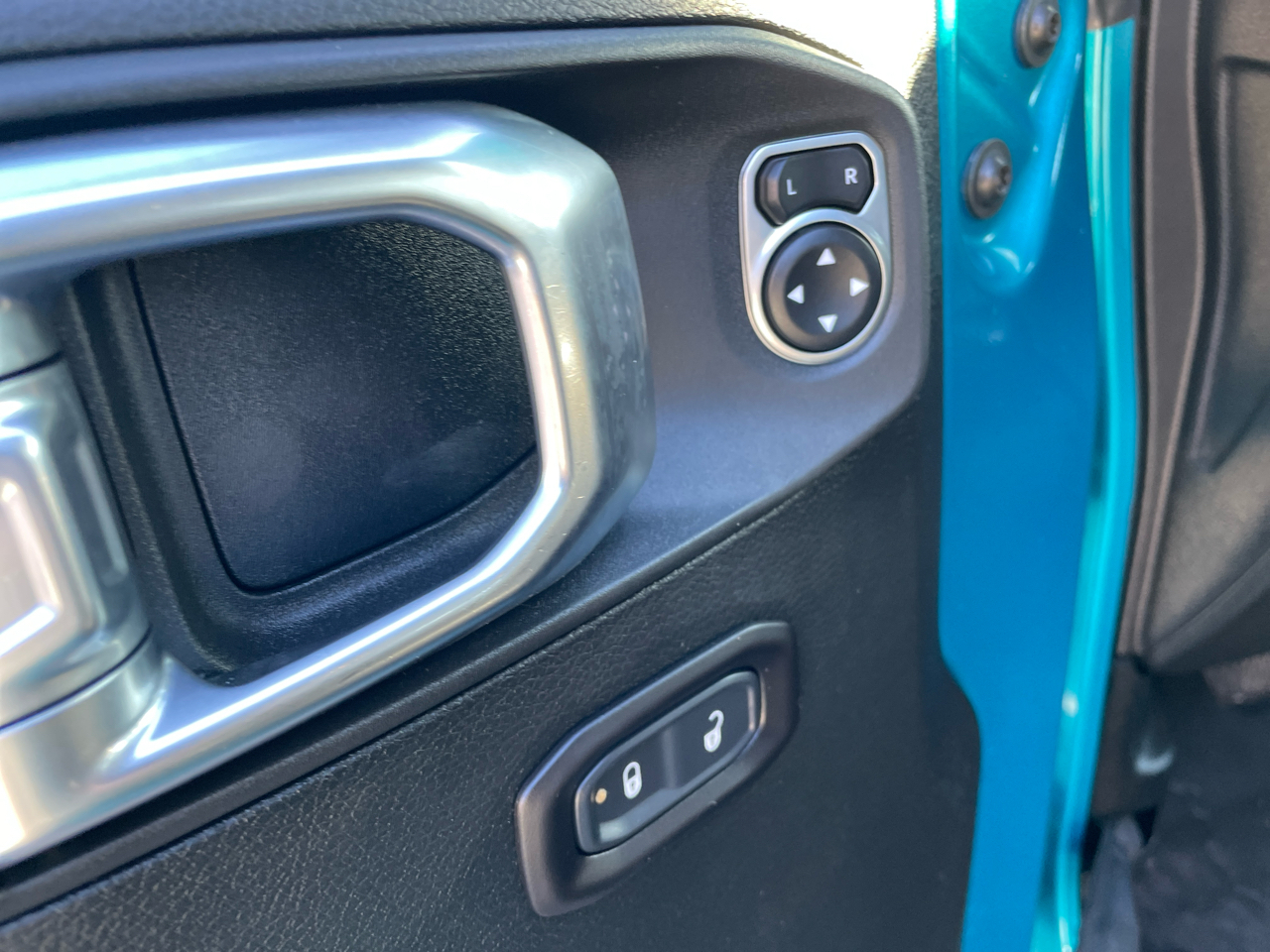 Jeep Wrangler Unlimited Willys 4x4 2020