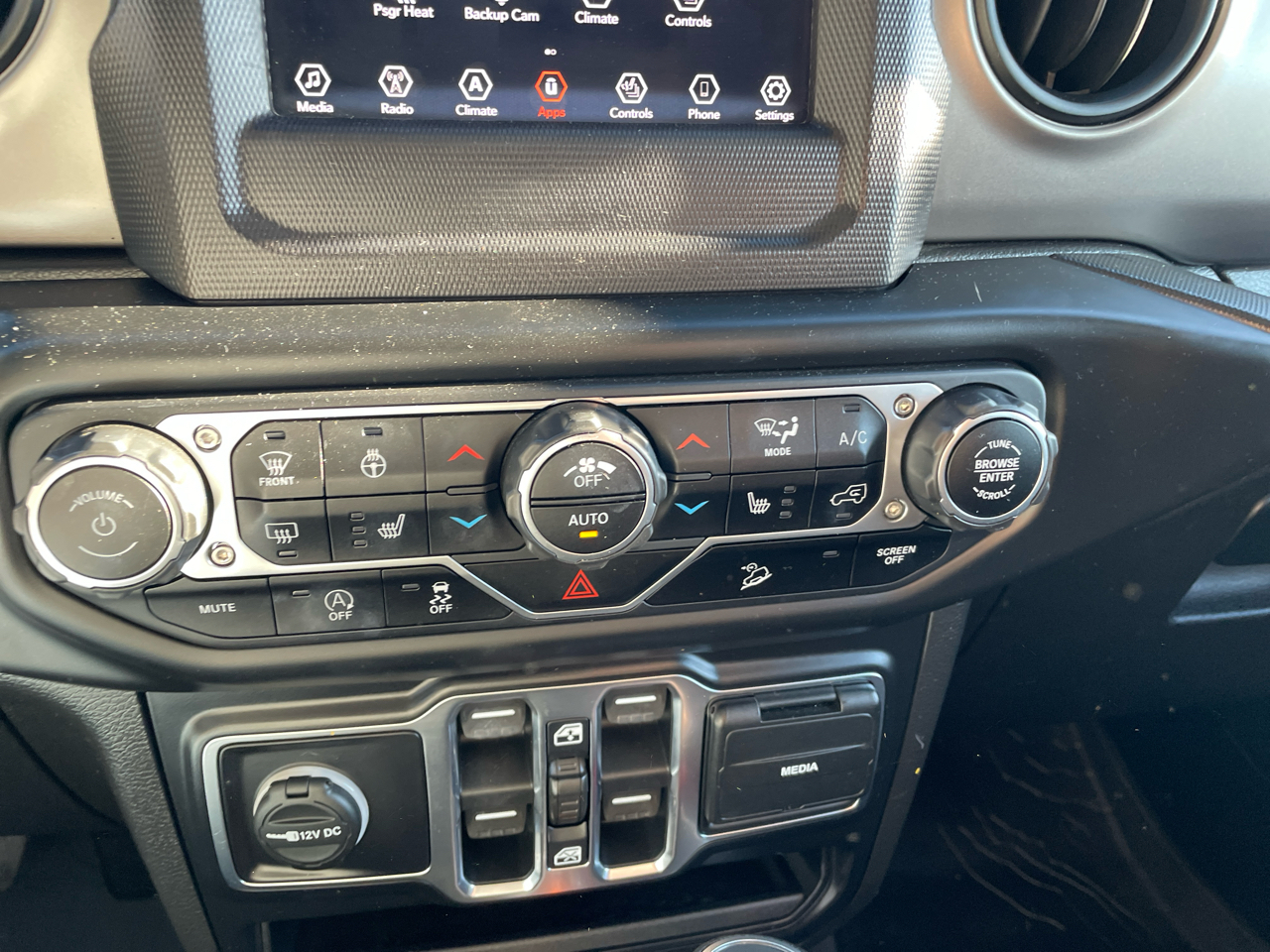 Jeep Wrangler Unlimited Willys 4x4 2020