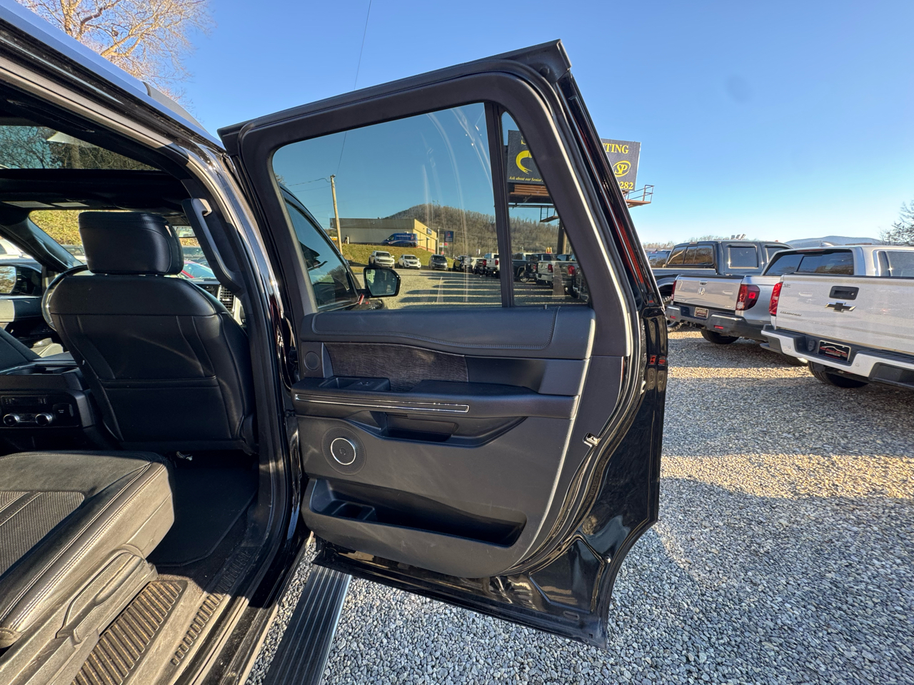 Ford Expedition Max Limited 4D SUV RWD 2018