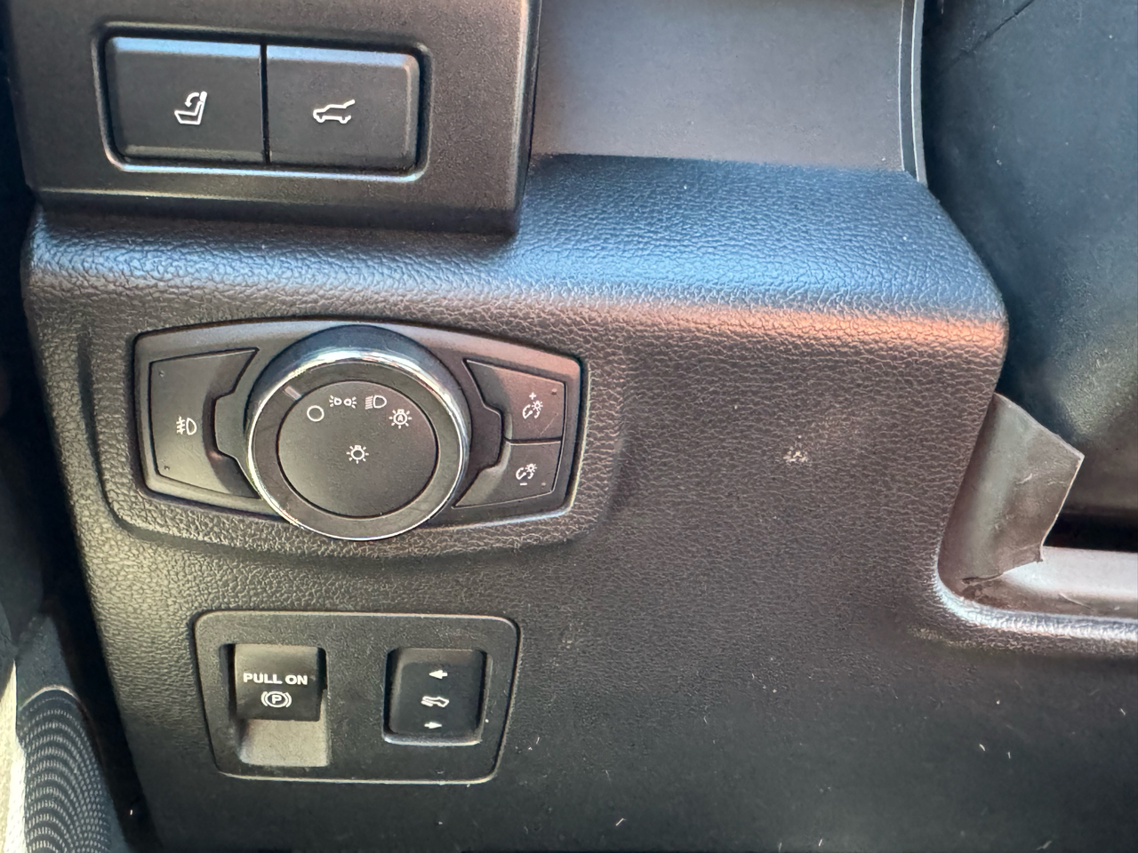 Ford Expedition Max Limited 4D SUV RWD 2018