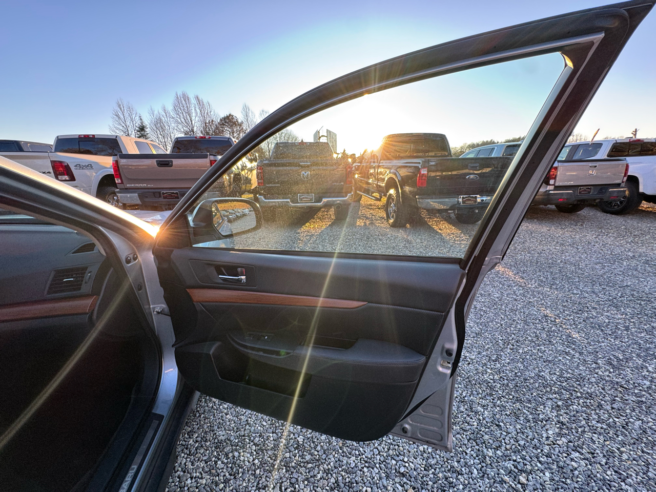 Subaru Outback 4dr Wgn H4 Auto 2.5i Limited 2014