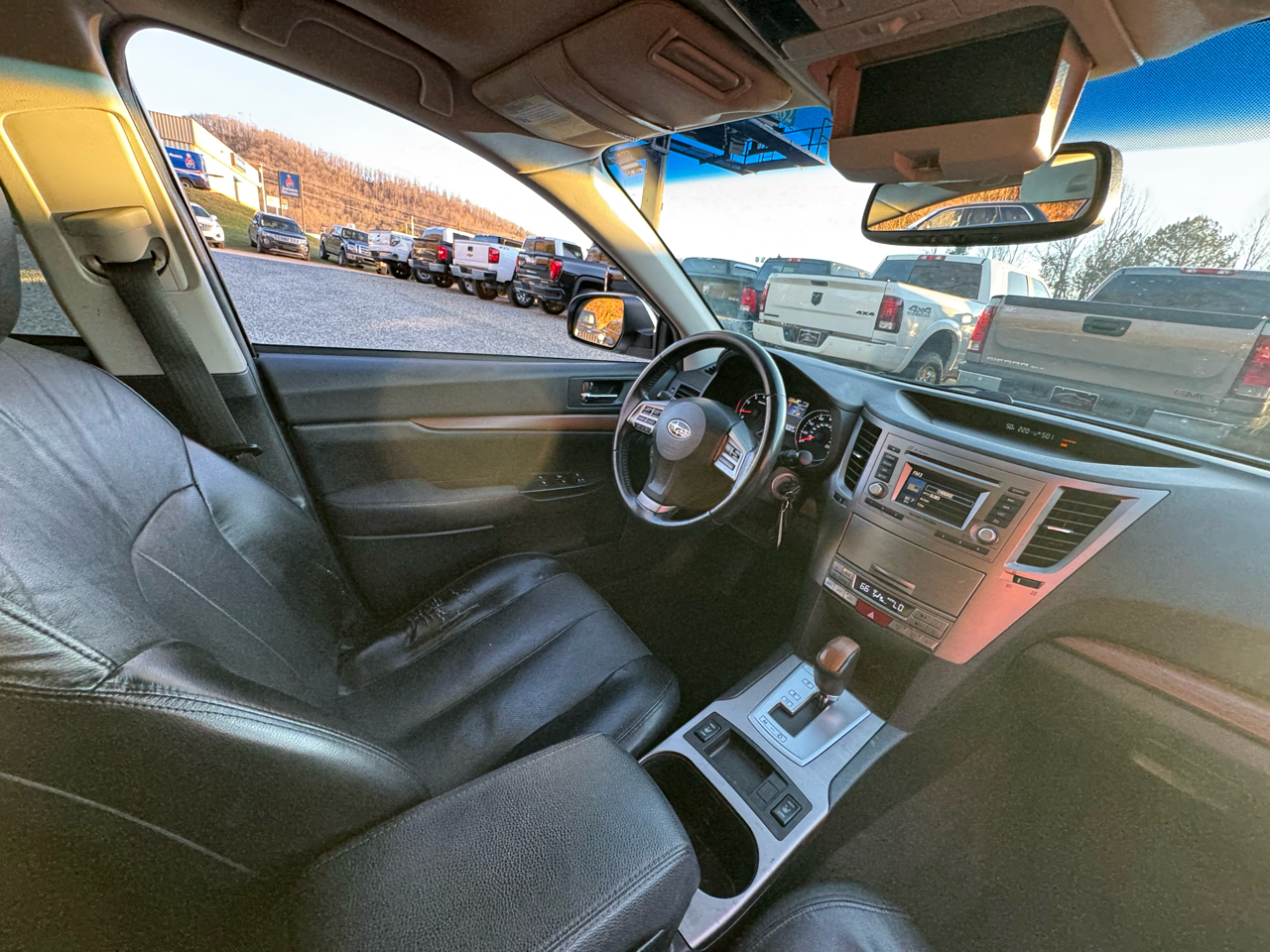 Subaru Outback 4dr Wgn H4 Auto 2.5i Limited 2014