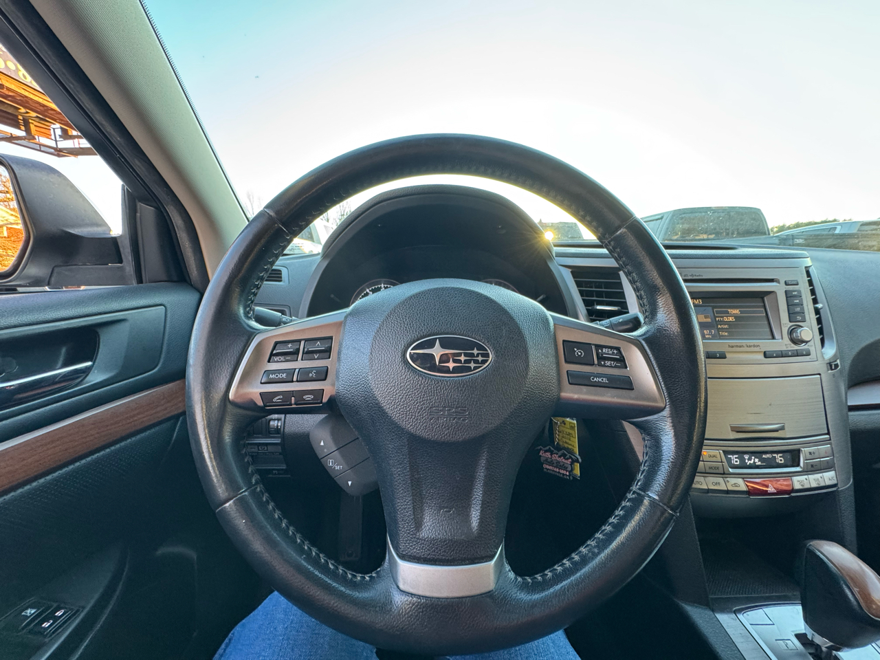 Subaru Outback 4dr Wgn H4 Auto 2.5i Limited 2014