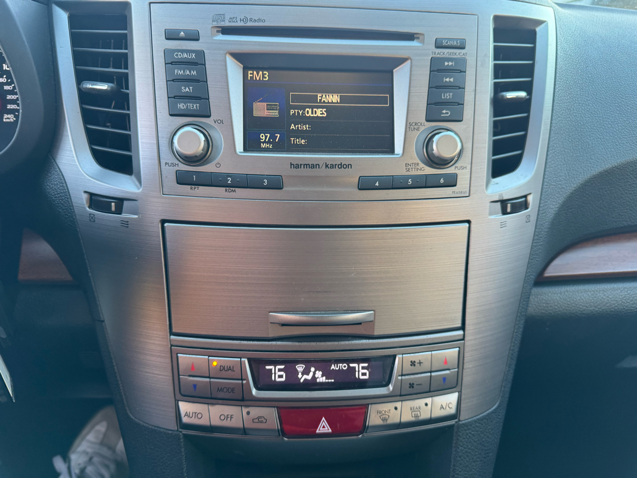 Subaru Outback 4dr Wgn H4 Auto 2.5i Limited 2014