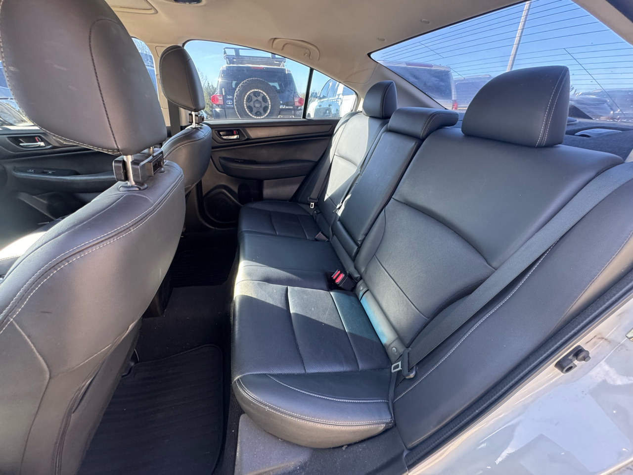 Subaru Legacy 4dr Sdn 3.6R Limited 2016