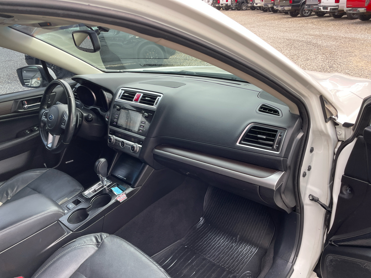 Subaru Legacy 4dr Sdn 3.6R Limited 2016