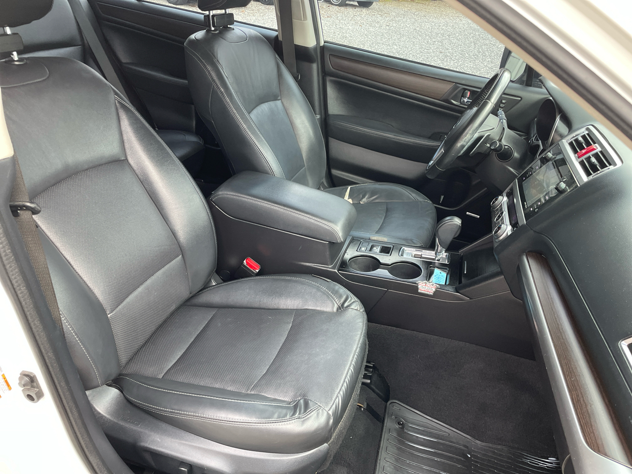 Subaru Legacy 4dr Sdn 3.6R Limited 2016