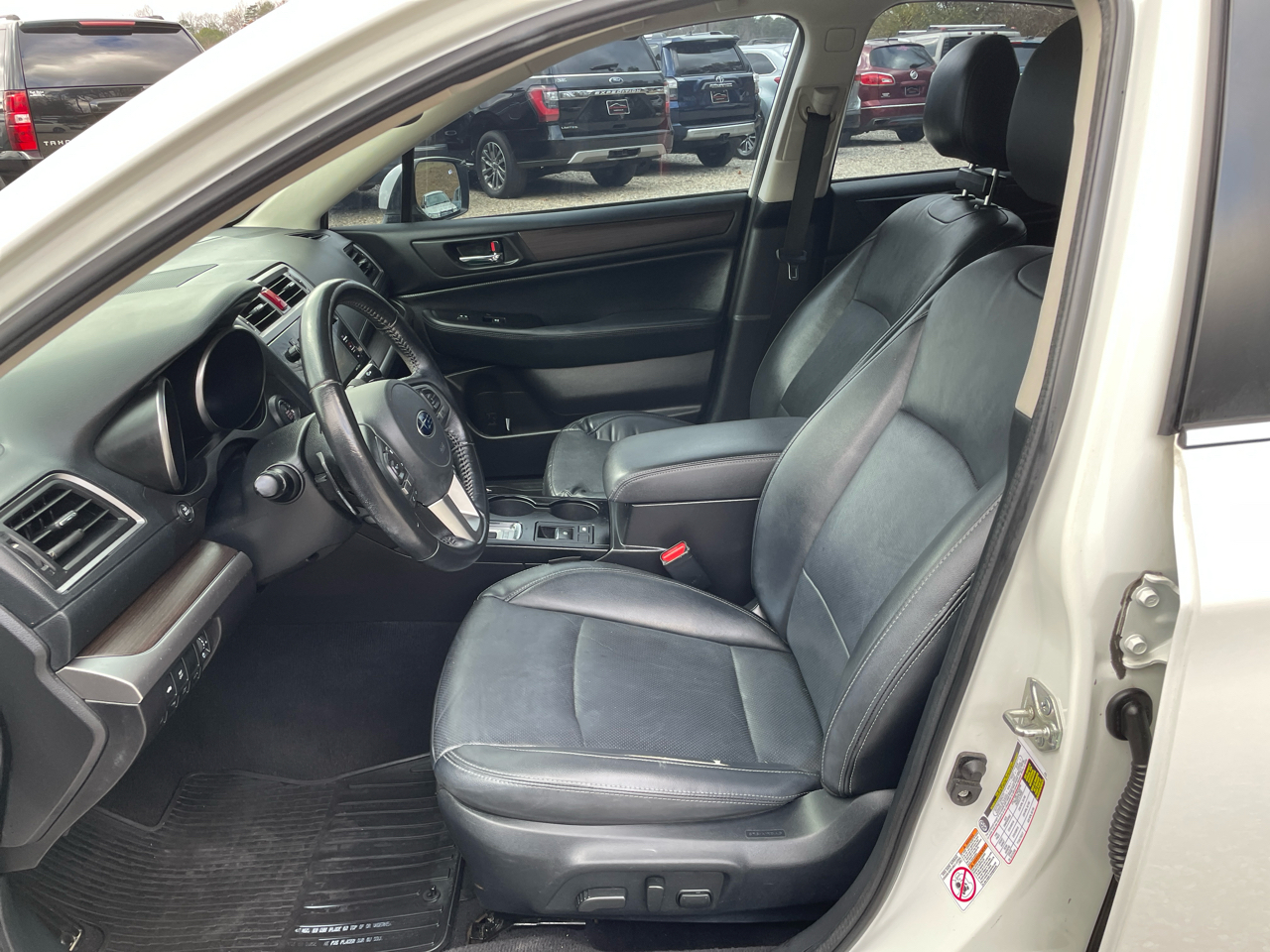 Subaru Legacy 4dr Sdn 3.6R Limited 2016