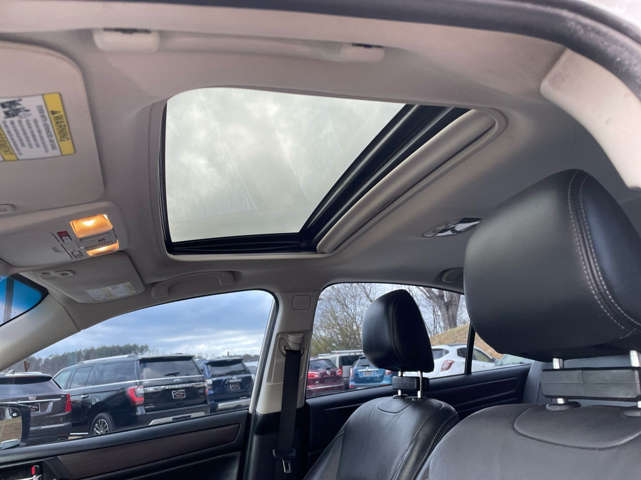 Subaru Legacy 4dr Sdn 3.6R Limited 2016