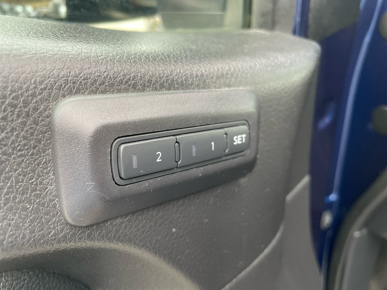 Nissan Titan 4x4 Crew Cab PRO-4X 2019