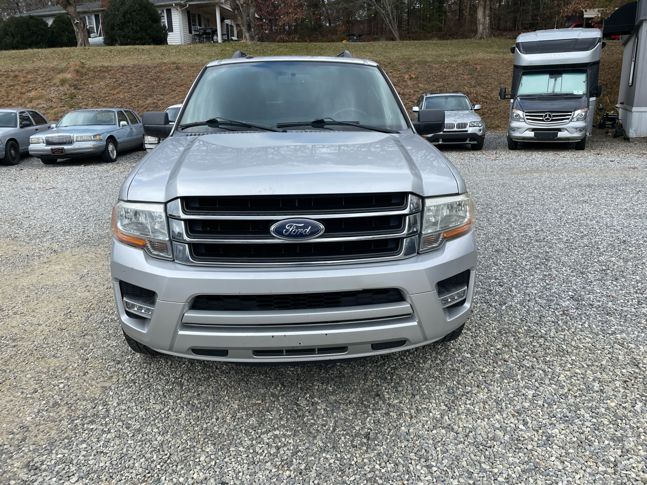 Ford Expedition 2WD 4dr XLT 2016