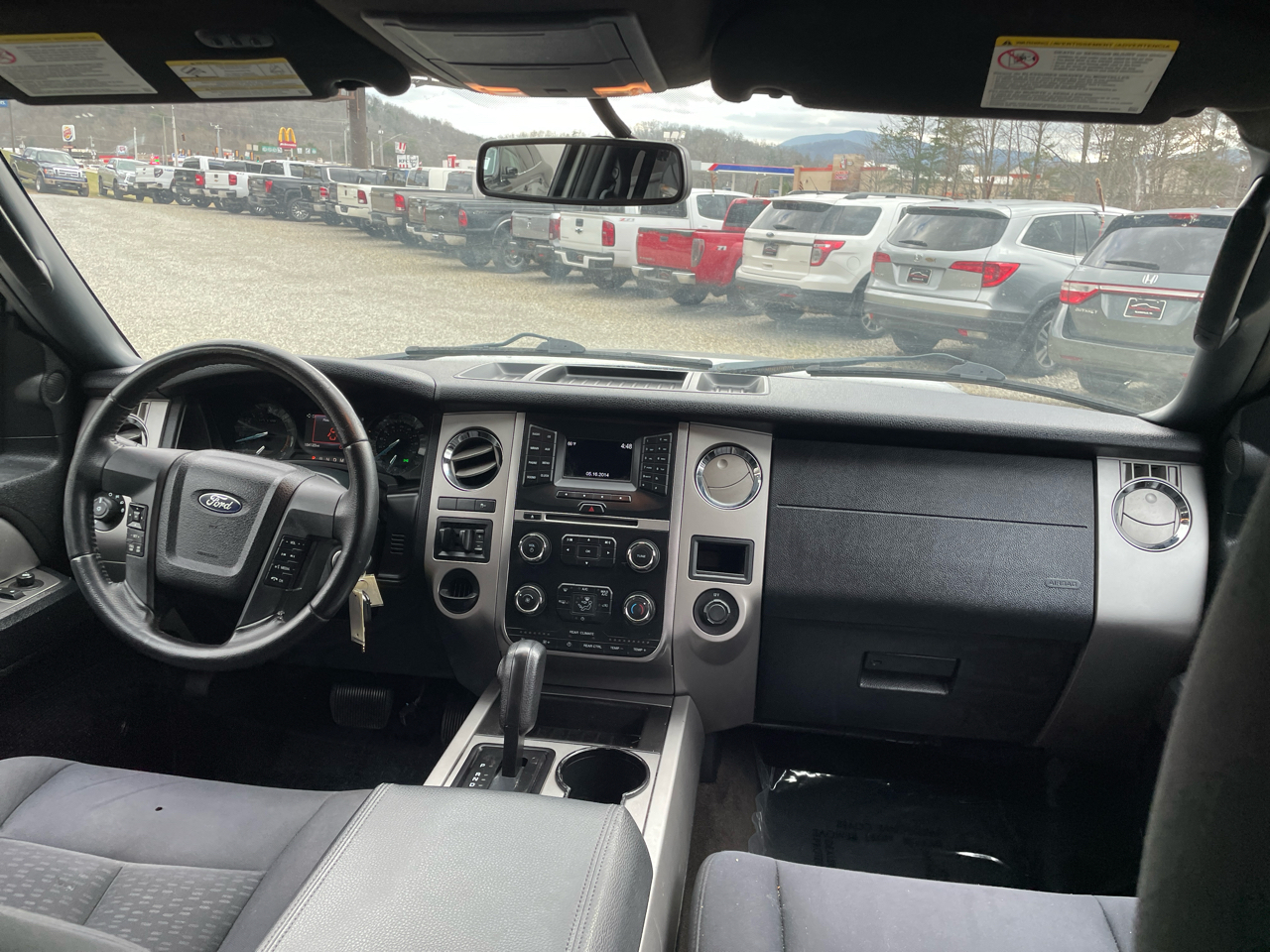 Ford Expedition 2WD 4dr XLT 2016