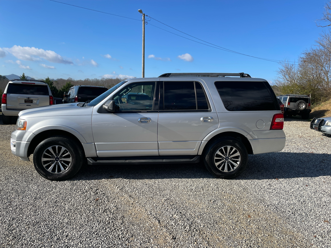 Ford Expedition 2WD 4dr XLT 2016