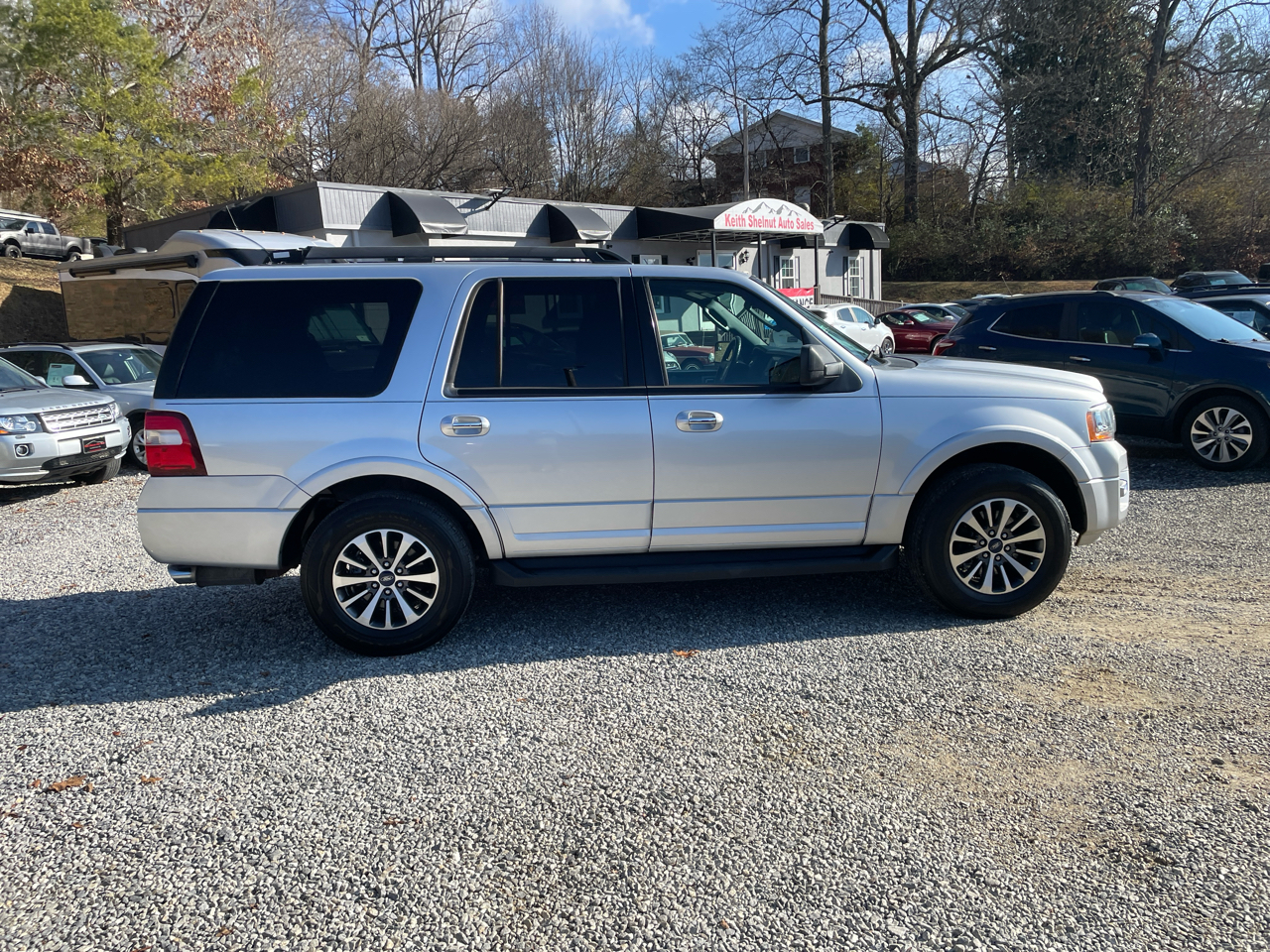 Ford Expedition 2WD 4dr XLT 2016